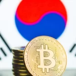 韩国Upbit比特币冲上72500美元、泡菜溢价破10%！能搬砖套利？